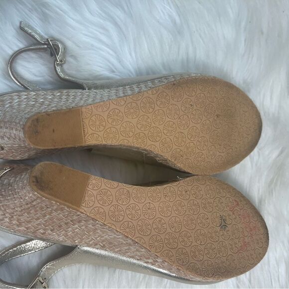 Banana Republic Pink Oxfords with cow fur accent size 7.5M - Picture 1 of 16